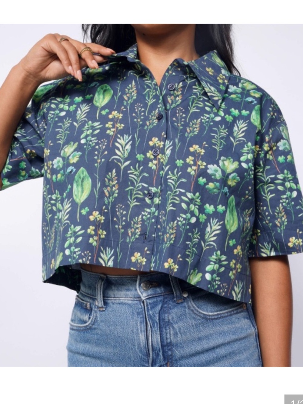 NWT Wildfang The essential cropped button up in navy leaf